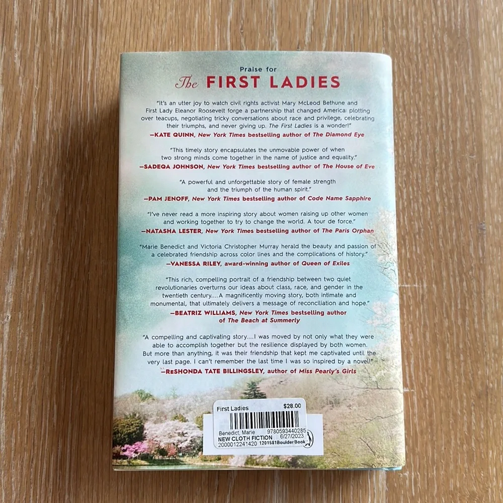 The First Ladies Book - Picture 2 of 3